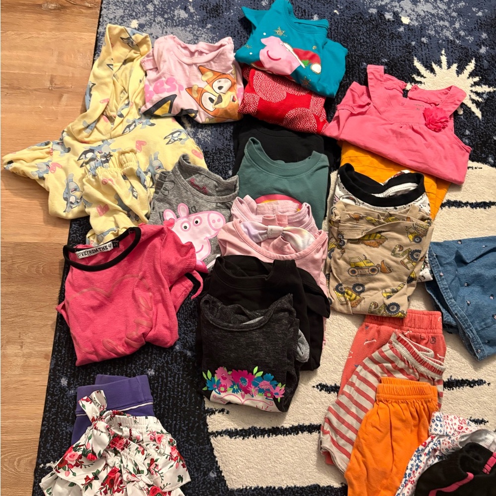 Kids Mixed Colors Clothing Bundle - Assorted Girls Tops & Bottoms